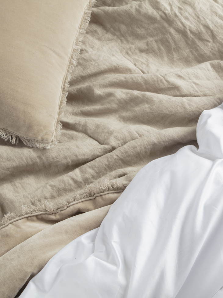 Spirit of the Nomad luxurious bedspread Desert Beige