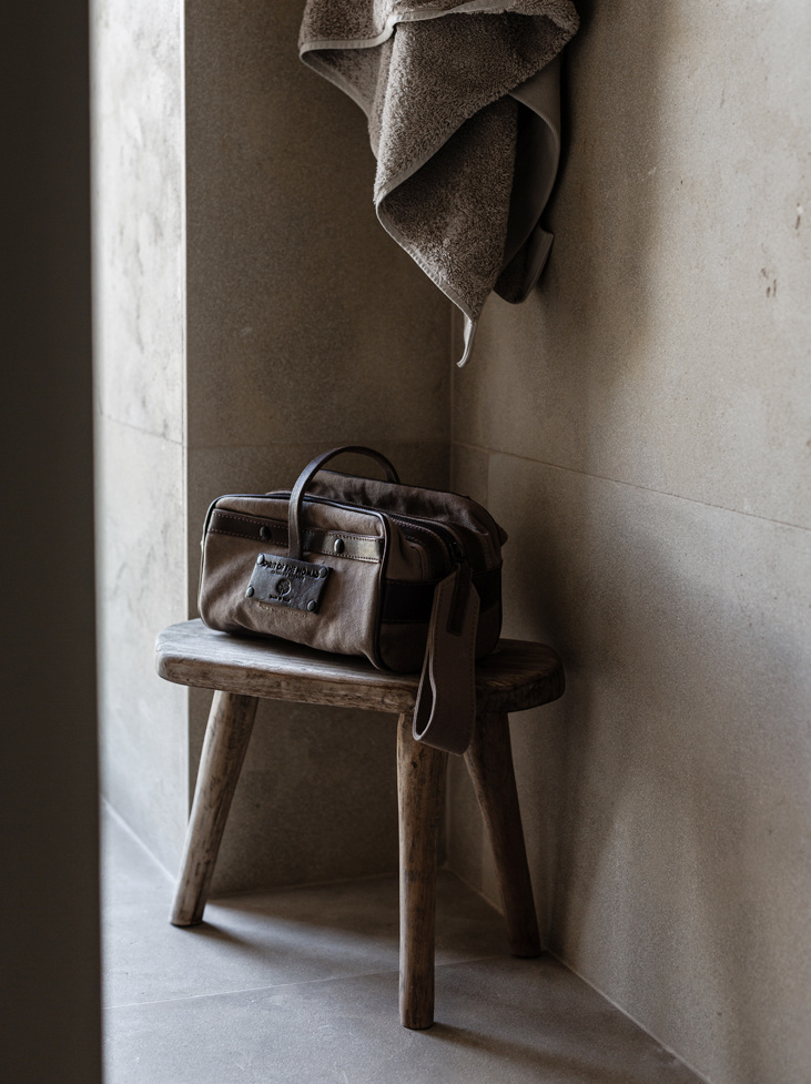Nomad Toiletry Bag - Khaki