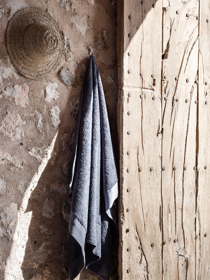 Spirit of the Nomad Towel Foggy Blue 100x150 cm