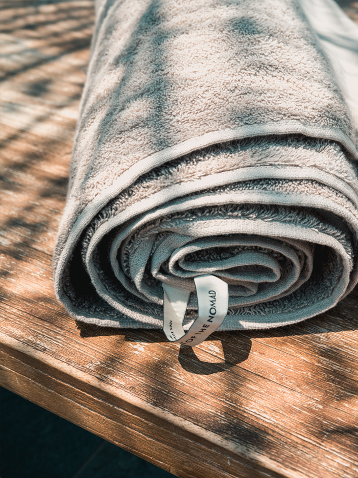 Spirit of the Nomad towel Desert Beige