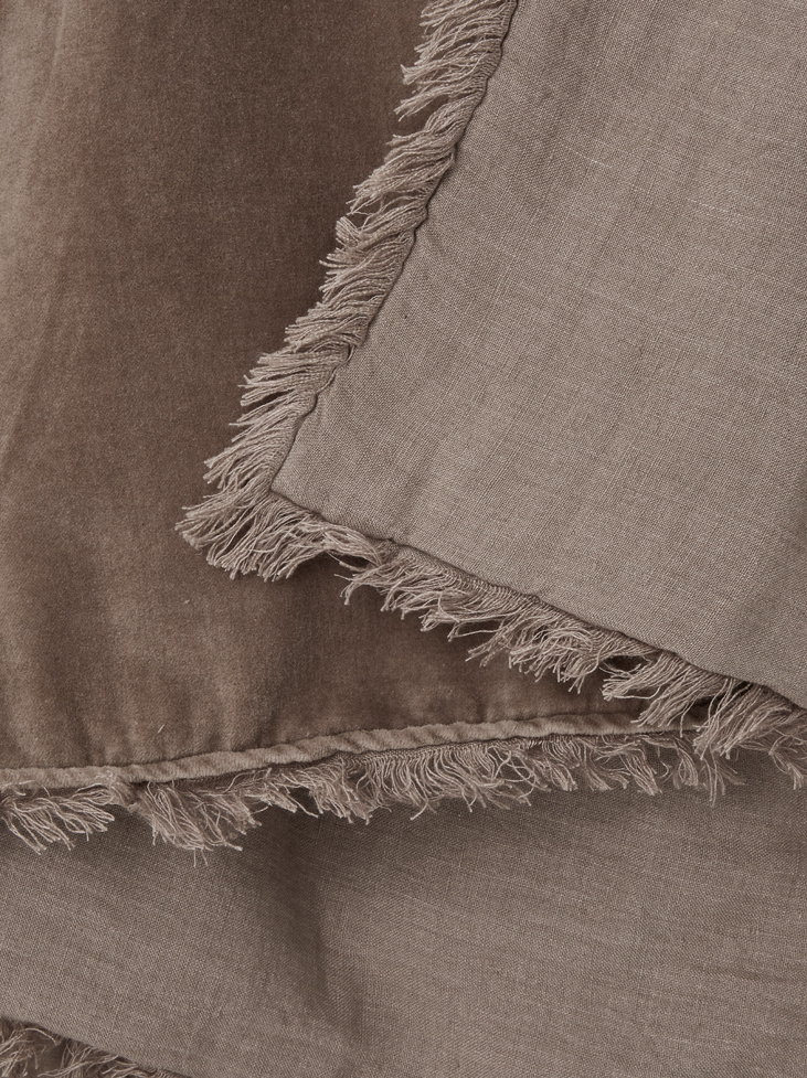 BEDSPREAD - Ash Brown
